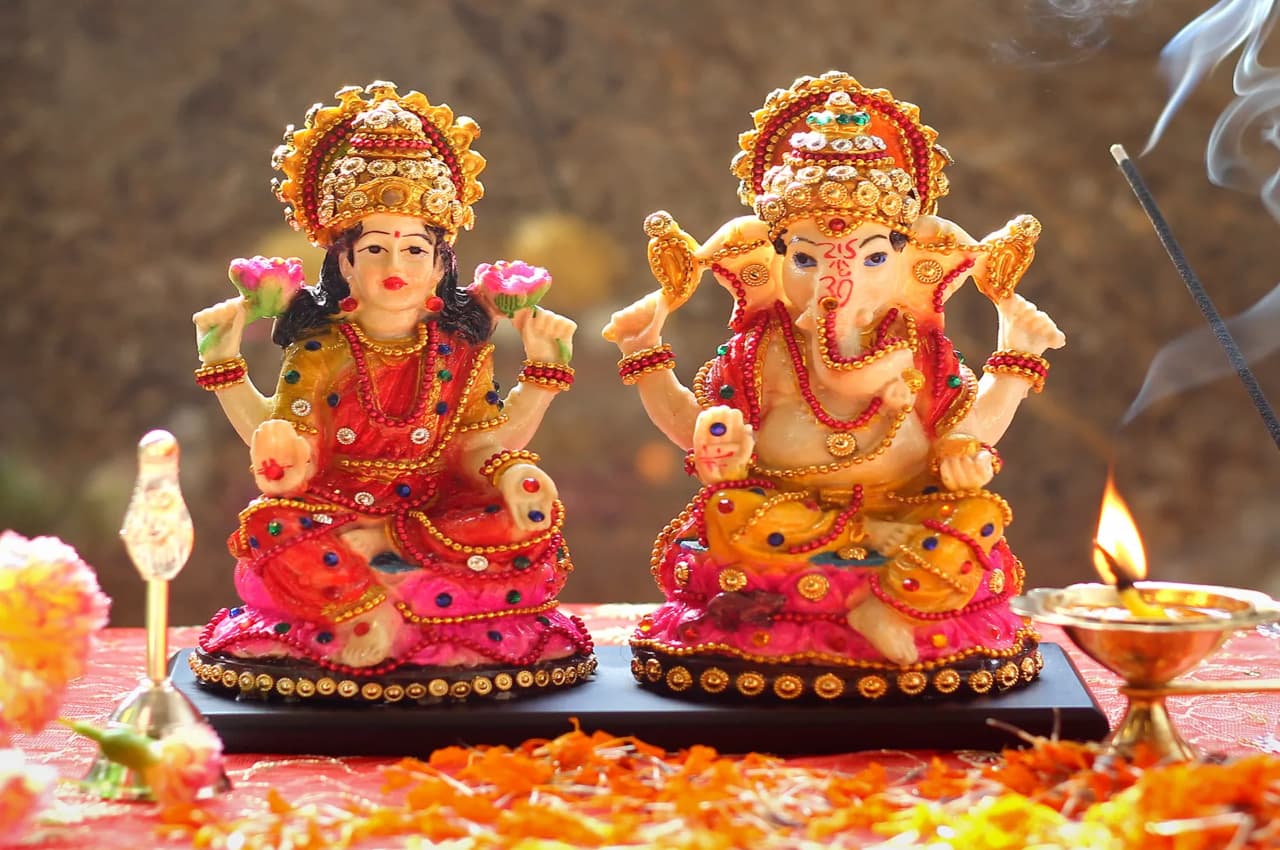 Lakshmi Ganesh ki Puja: क्यों की जाती है गणेश-लक्ष्‍मी की पूजा एक साथ?