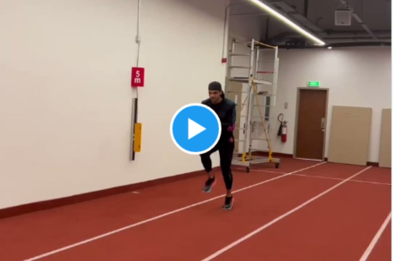 Neeraj Chopra के स्प्रिंट को देखकर कायल हुए महान धावक, देखें Video