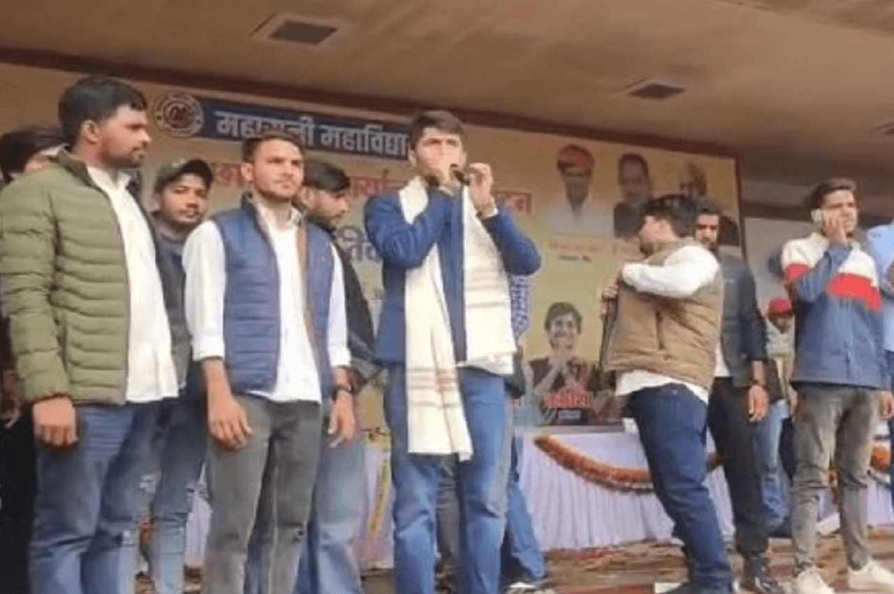 Nirmal Choudhary: छात्रसंघ अध्यक्ष को पड़ा चांटा, बोले- थप्पड़ तो केजरीवाल को भी मारा गया था