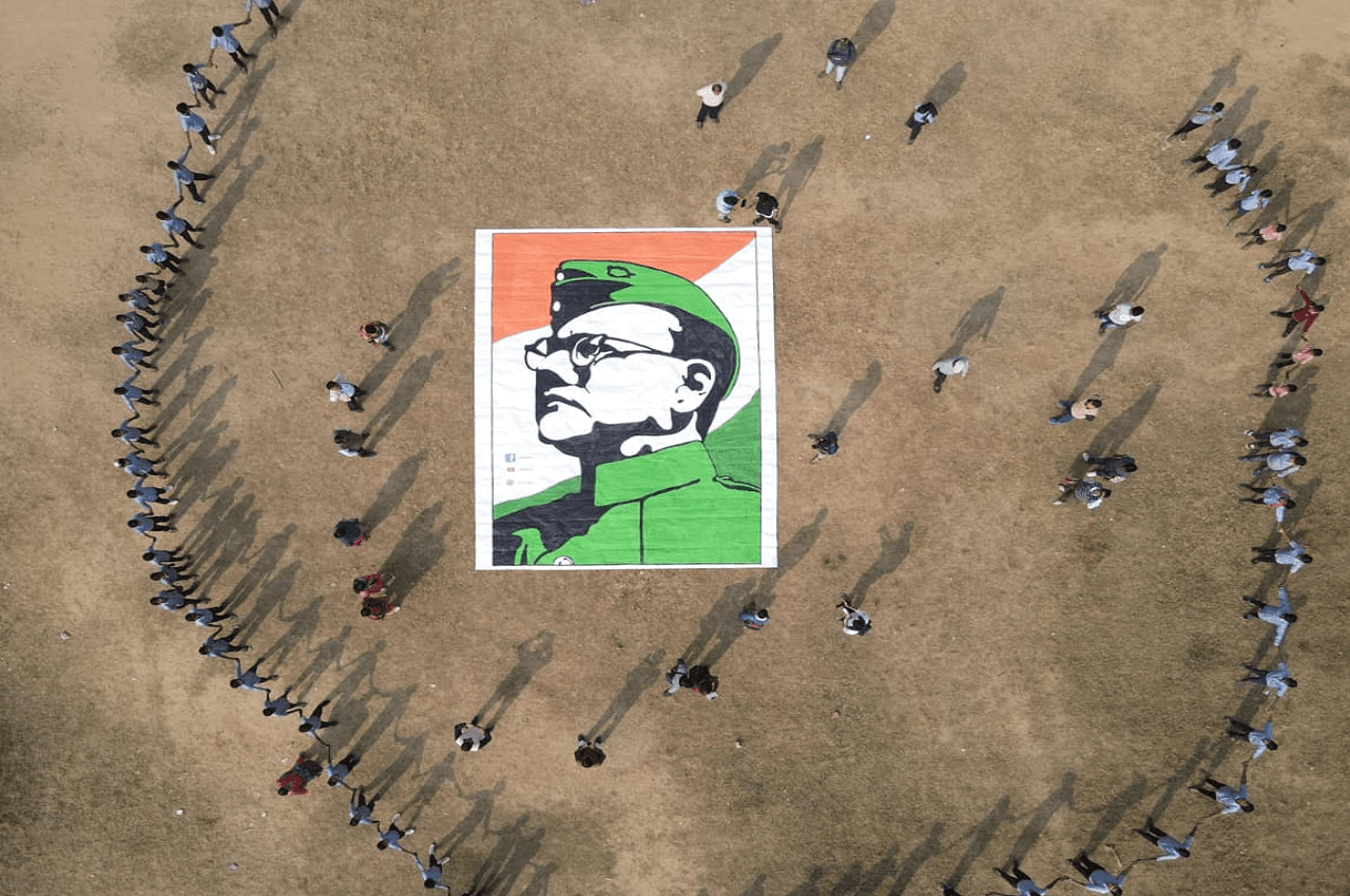 Subhash Chandra Bose Jayanti: Parakram Diwas पर 16 साल के इस लड़के ने बनाई 18 फीट की पेंटिंग