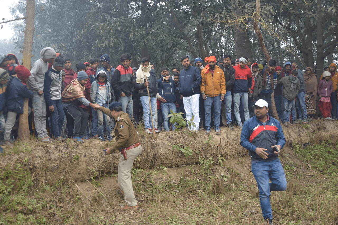Bihar News : टाइगर इज बैक : आदमखोर बाघ ने दो घोड़ों को बनाया शिकार, दहशत में लोग