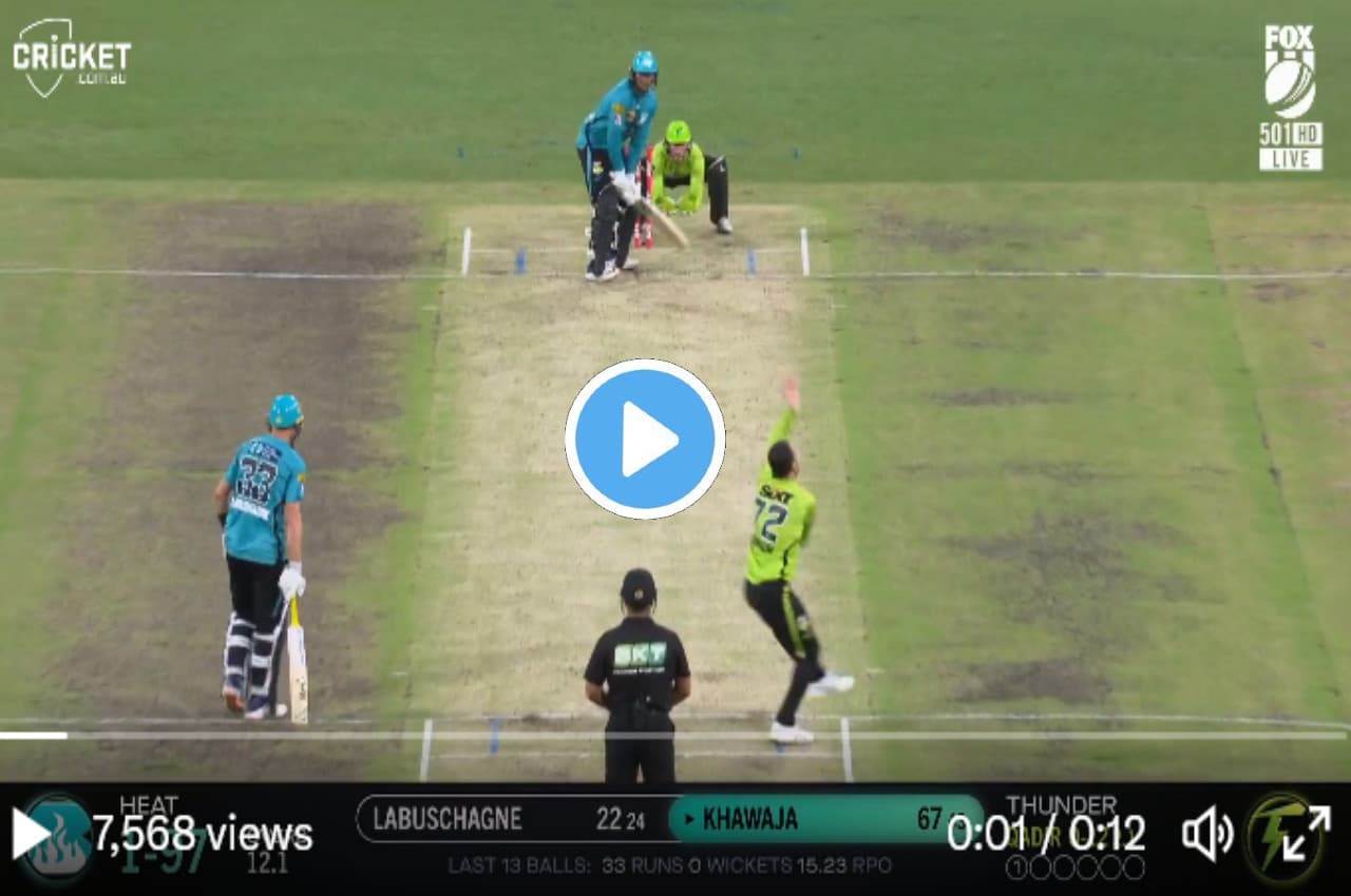 BBL 2023: Khawaja ने गेंद को जमीने से खोदा और ठोक दिया शानदार छक्का, देखें VIDEO