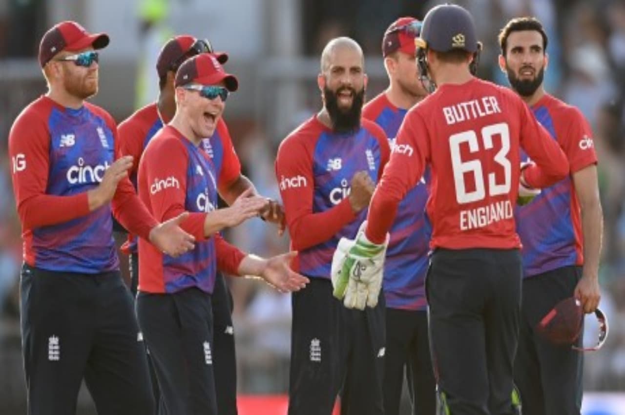 SA vs ENG:  2 साल बाद इंग्लैंड टीम में लौटा खतरनाक गेंदबाज, साउथ अफ्रीका के खिलाफ मचाएगा धमाल?