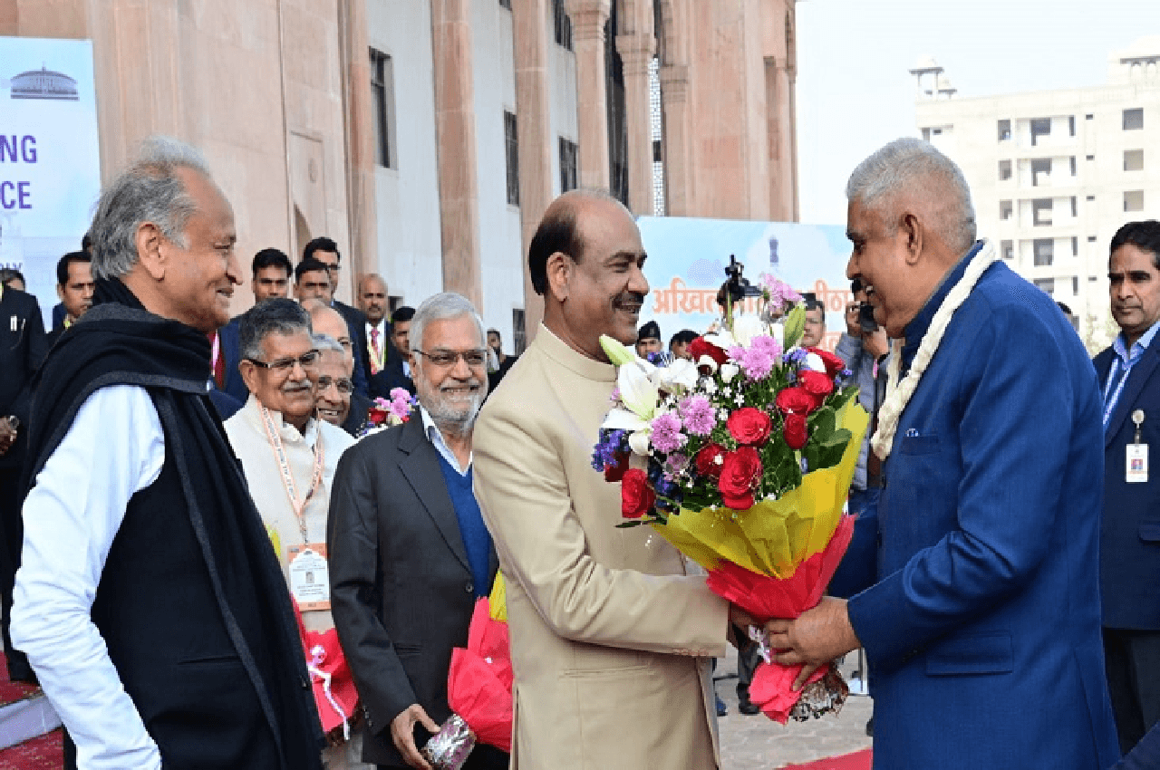 Rajasthan News : स्पीकर्स के राष्ट्रीय सम्मेलन में उपराष्ट्रपति ने न्यायपालिका को लेकर दिया ये बड़ा बयान