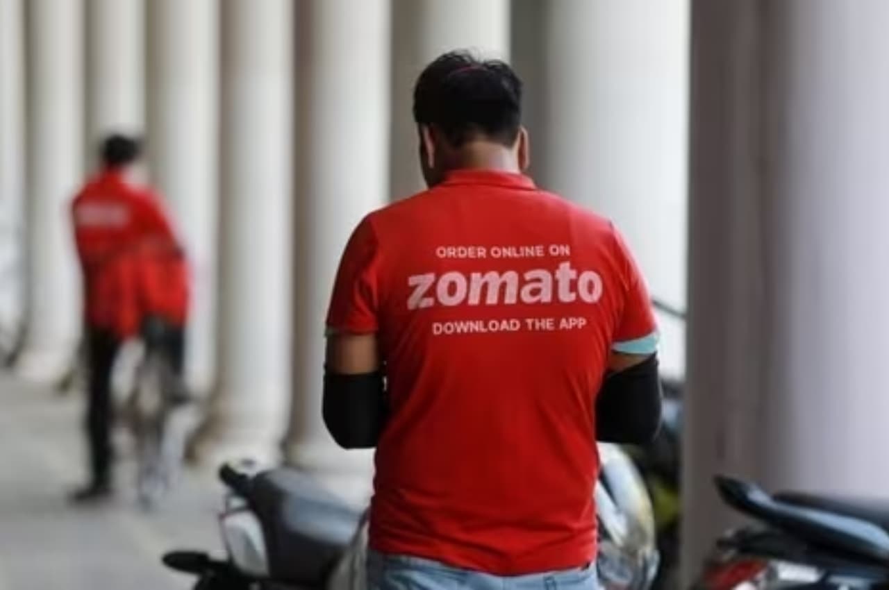 '1000 का खाना 200 रुपये में',  Zomato डिलीवरी बॉय ने ग्राहक को बताई ट्रिक