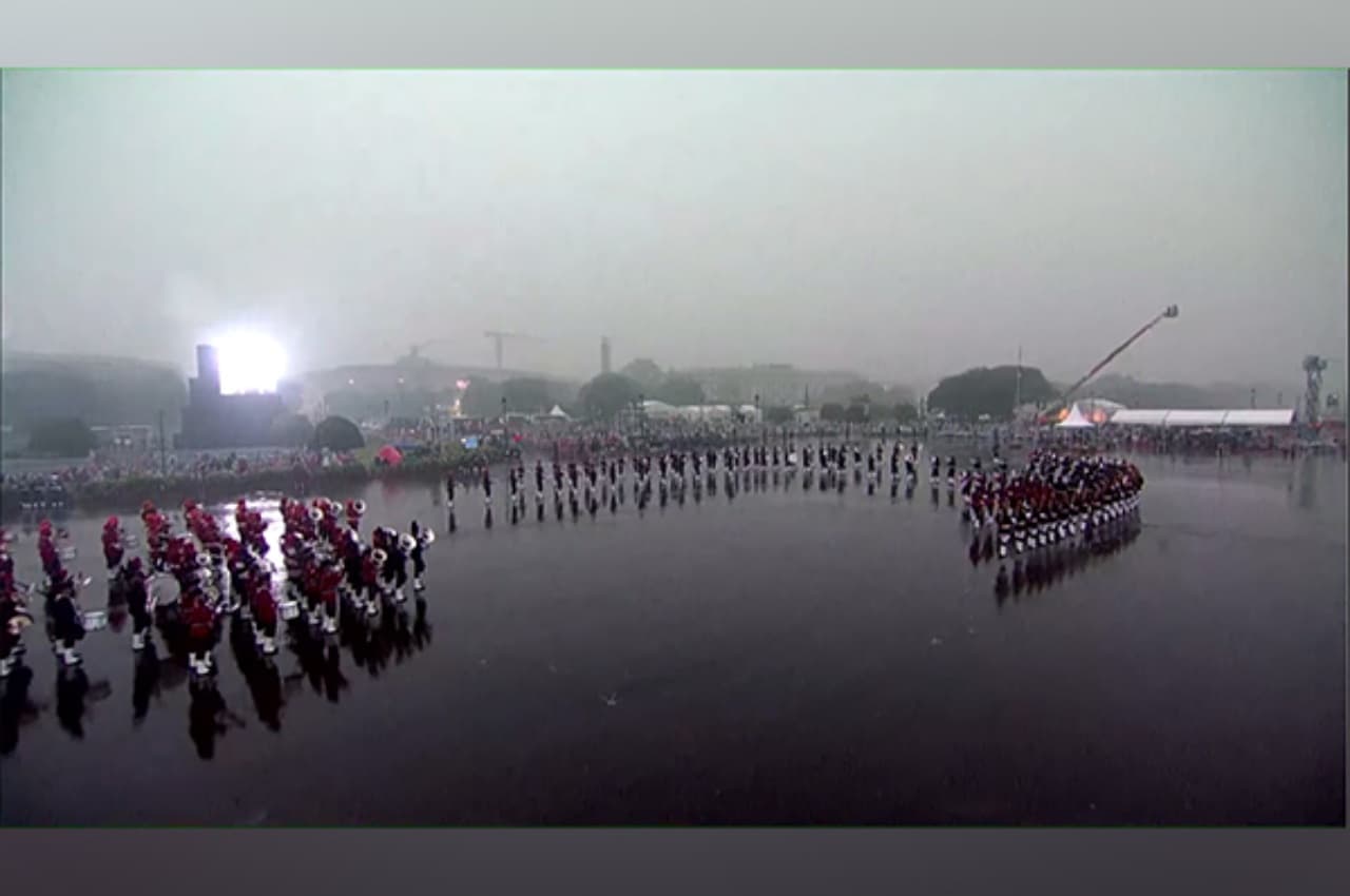 Beating retreat 2023: लेजर शो से जगमगाया कर्तव्य पथ, पुलिस बैंड ने सबका मन मोह लिया