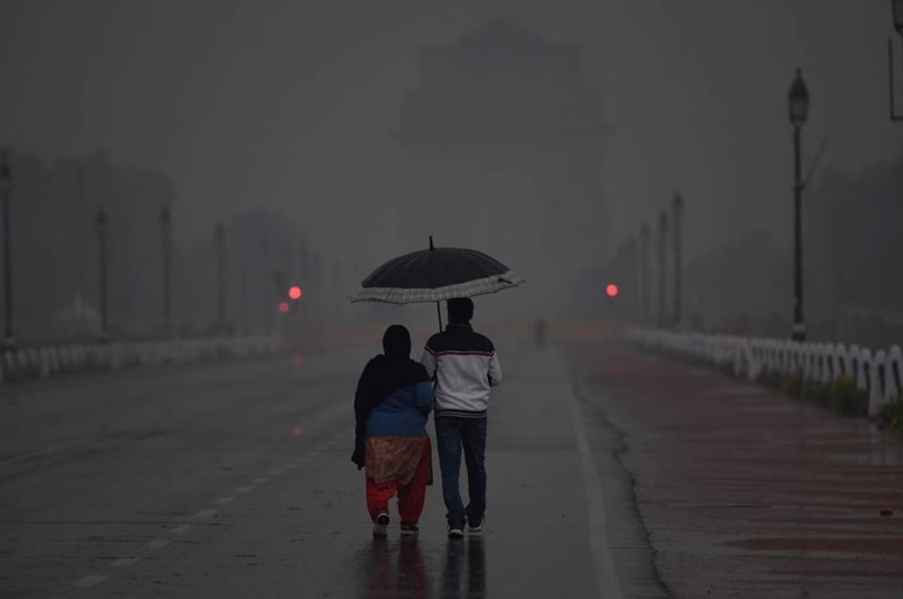 DELHI WEATHER UPDATES DELHI WEATHER UPDATES