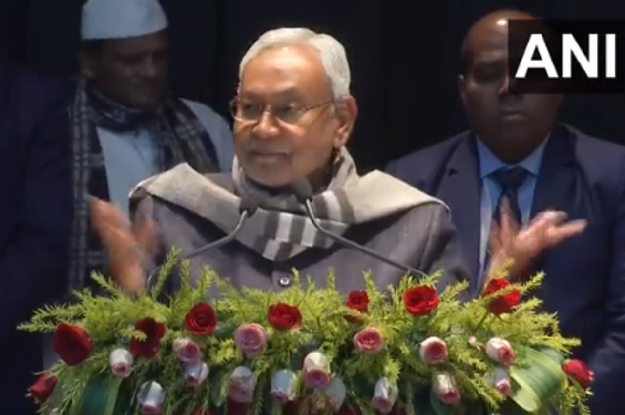 Bihar Politics: नीतीश कुमार का PM मोदी पर तंज, पूछा- 'नए भारत के नए पिता' ने देश के लिए क्या किया?