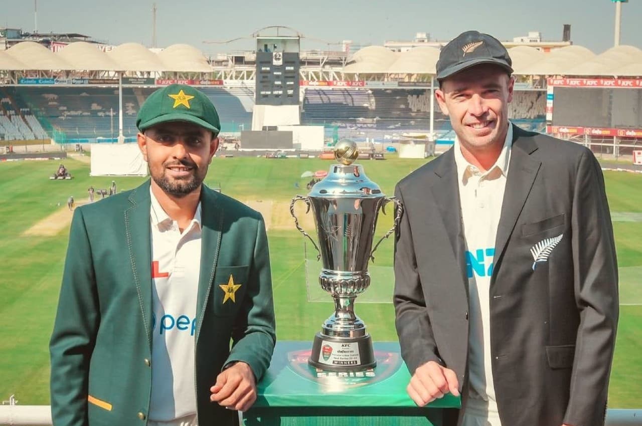 PAK vs NZ: दूसरे टेस्ट मैच में न्यूजीलैंड ने टॉस जीतकर बल्लेबाजी का किया फैसला, यहां देखें दोनों टीमों की प्लेइंग 11