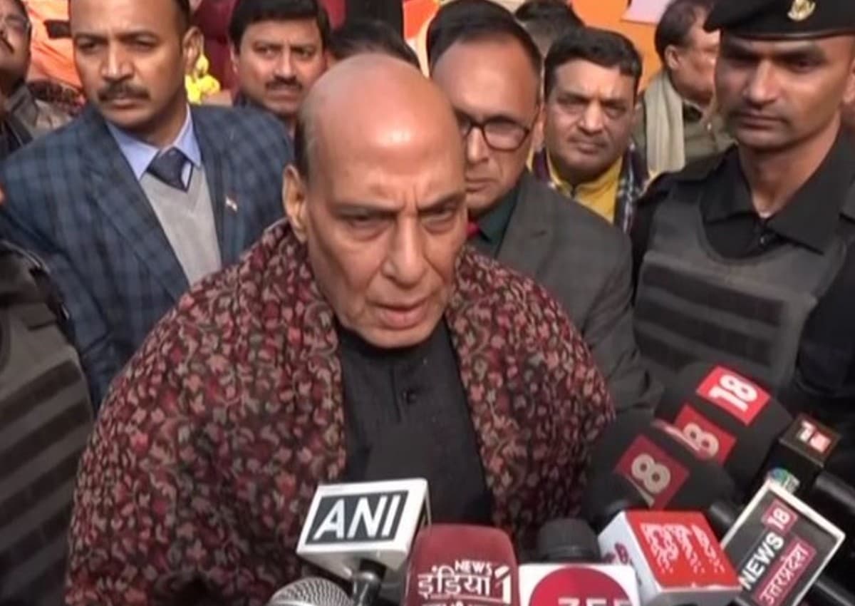 Joshimath Subsidence: रक्षा मंत्री राजनाथ सिंह बोले- PM मोदी जोशीमठ संकट को लेकर चिंतित