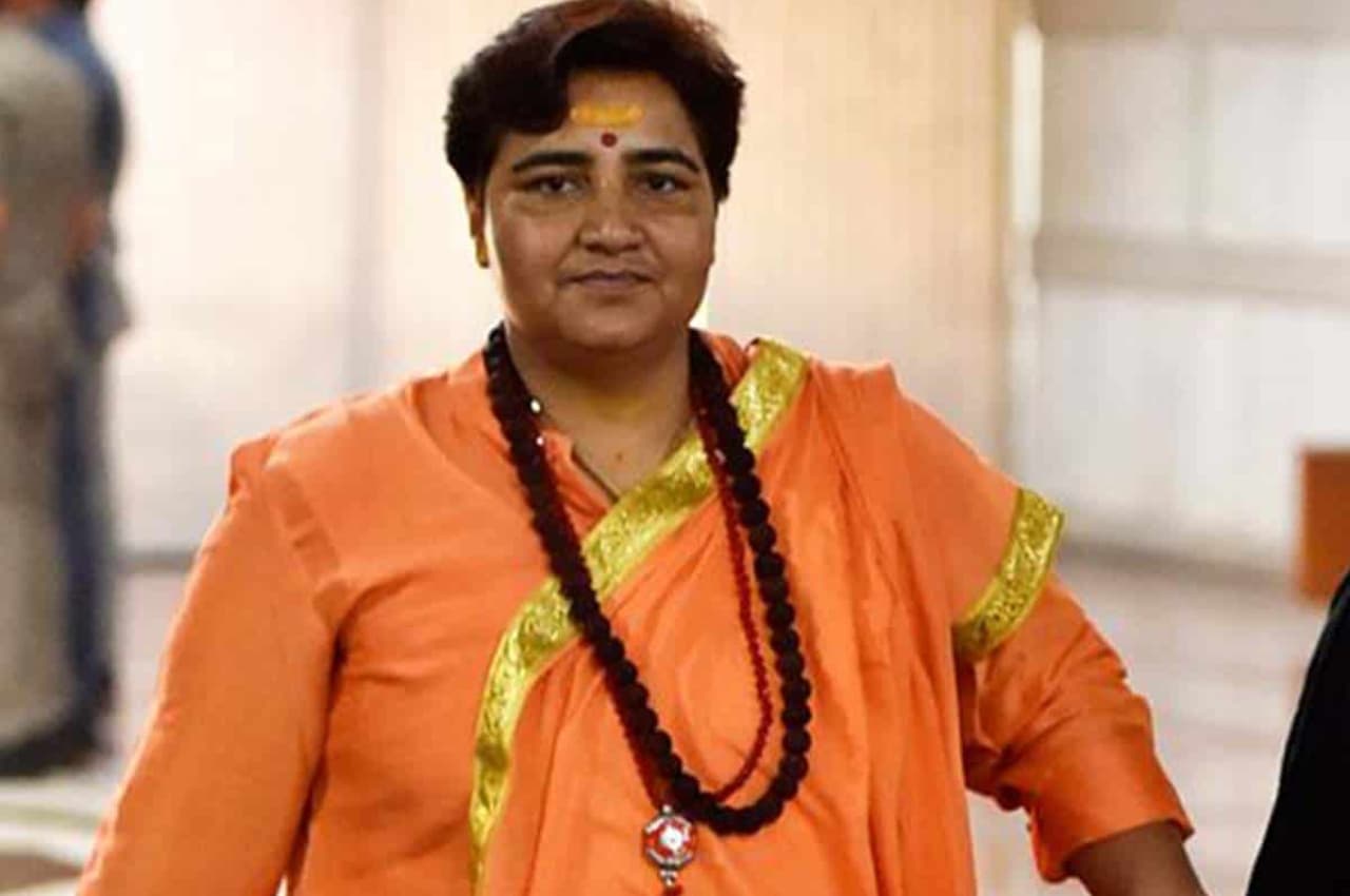 CD पर बयानबाजी में साध्वी प्रज्ञा सिंह की एंट्री, बोलीं- जल्द करूंगी खुलासा