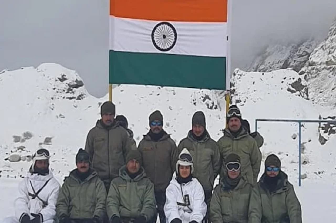 दुनिया के सबसे ऊंचे युद्धक्षेत्र सियाचिन में पहली बार तैनात होने जा रही है कोई महिला अधिकारी, नाम है- शिवा चौहान
