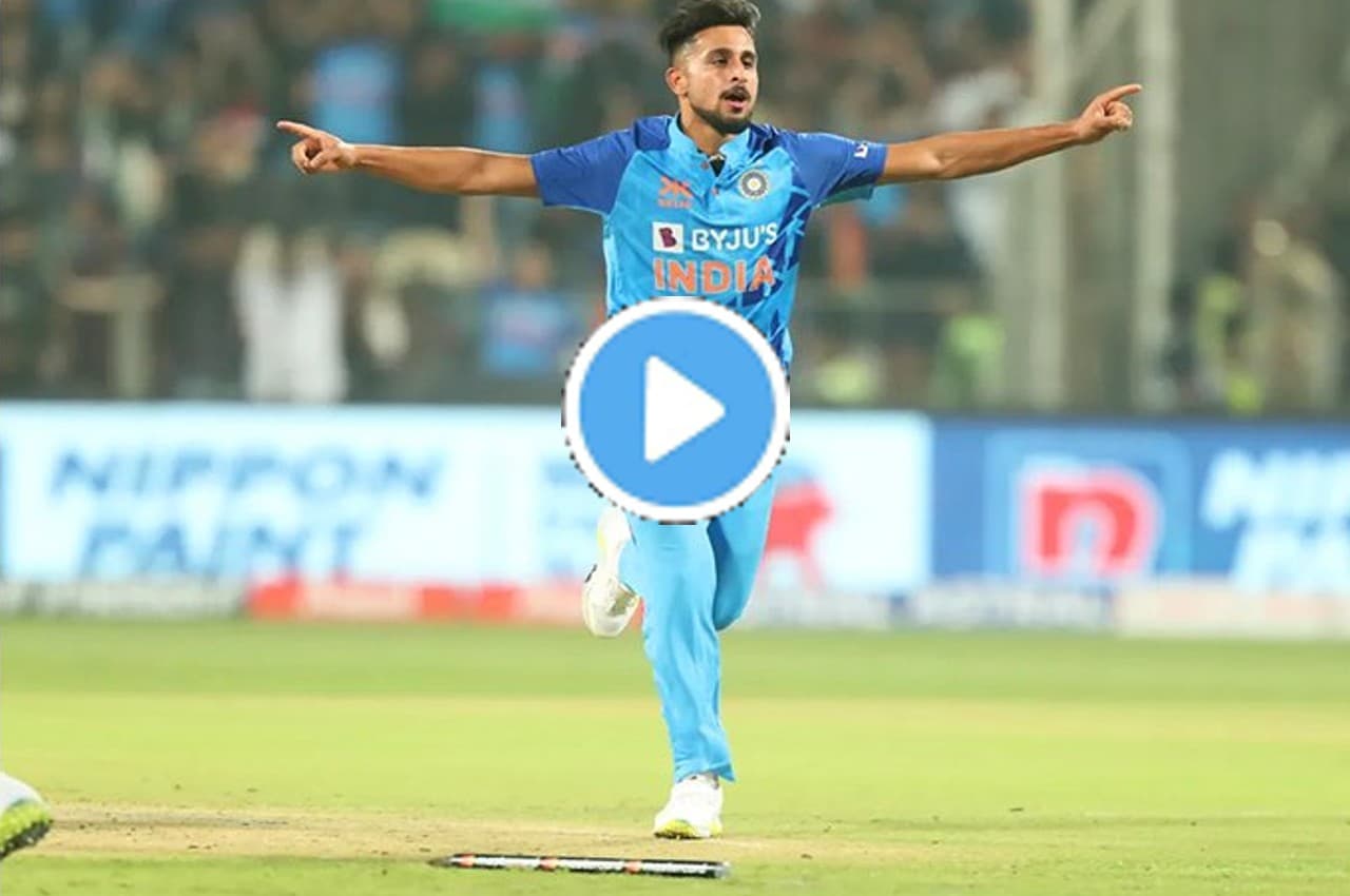 Ind vs SL: रफ्तार के सौदागर उमरान मलिक का नया अंदाज देखा, मैच के दौरान ग्राउंड पर किया डांस, Video