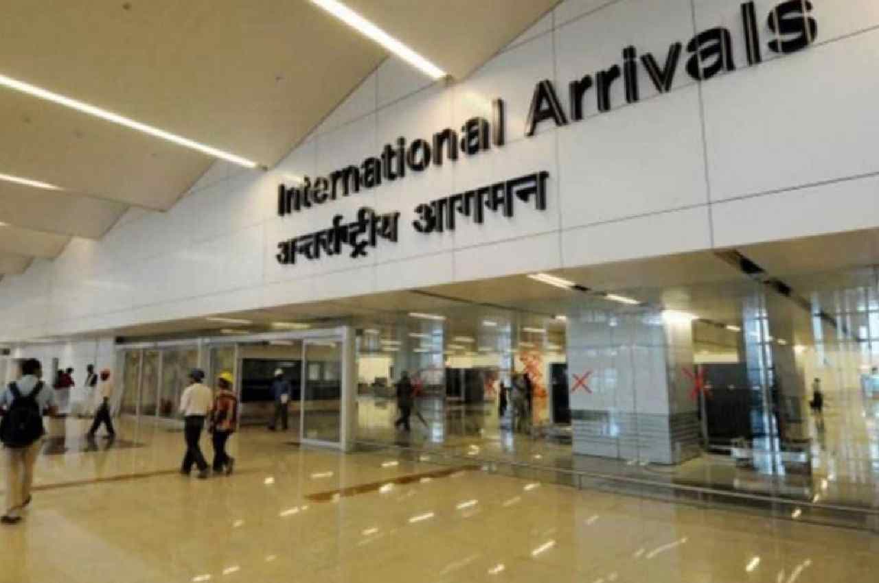 Air Suvidha: केंद्र सरकार ने लिया बड़ा फैसला, थाइलैंड समेत इन देशों से आने वाले यात्रियों को नहीं भरना होगा ये फॉर्म