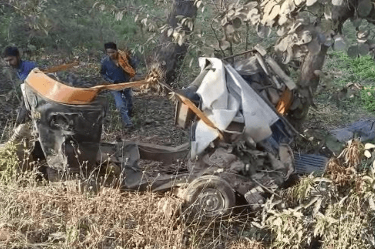 Chhattisgarh: कांकेर में भीषण सड़क हादसा, ट्रक ने स्कूली ऑटो को मारी टक्कर, सात बच्चों की मौत