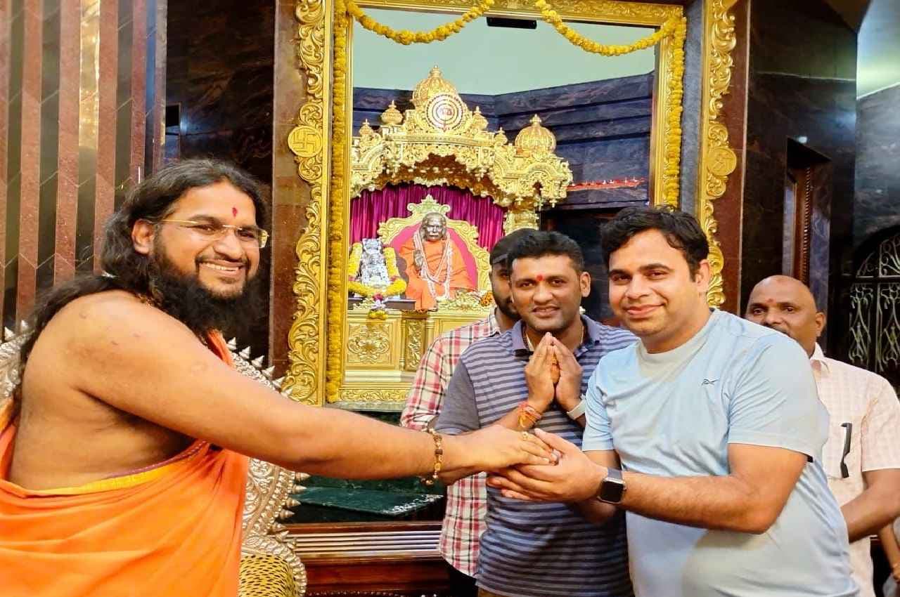 Goa: आध्यात्मिक पर्यटन को बढ़ावा देने का अभियान, स्वामी ब्रह्मेशानंद और CM सांवत से मिले सामाजिक कार्यकर्ता जगनन्नाथ सिंह राव