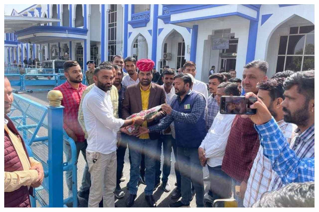 Rajasthan Hindi News: जोधपुर पहुंचे बेनीवाल, बोले- राज्य का बजट अच्छा, योजनाओं के क्रियान्वयन पर जताया संदेह