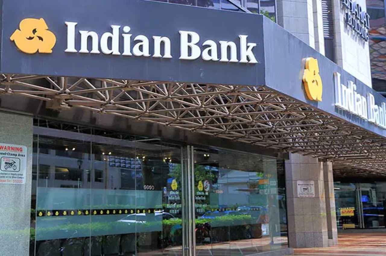 Bank Jobs 2023: बैंक में विभिन्न पदों पर निकली नौकरियां, यहां देखें अप्लाई करने की प्रोसेस