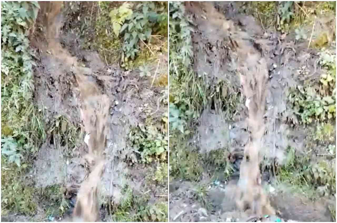 Joshimath Sinking: जोशीमठ में फिर मचा हड़कंप, नरसिंह मंदिर के पास जमीन से फूटी जलधारा, Video