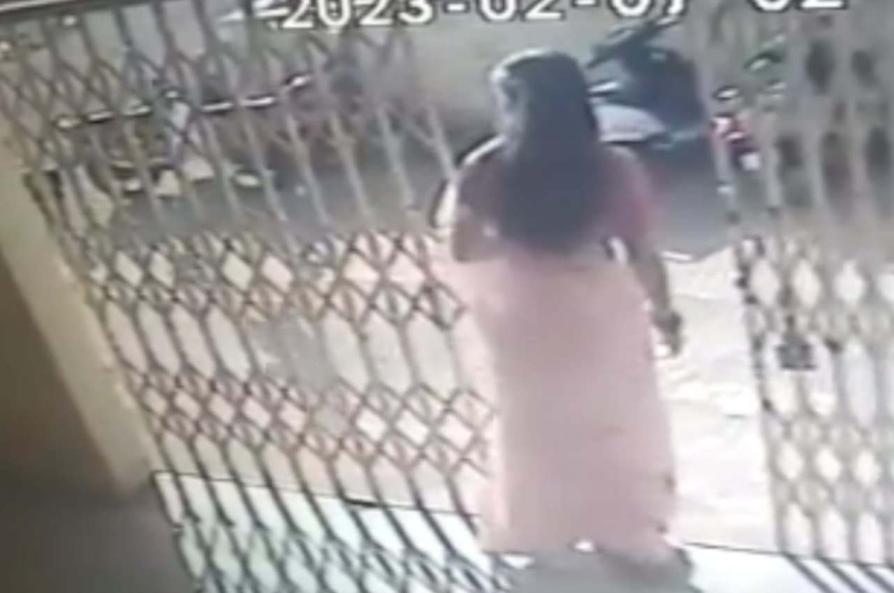 सिरफिरे आशिक ने स्कूल में घुसकर छात्रा को मारी गोली, फिर ट्रेन से कटकर दे दी जान
