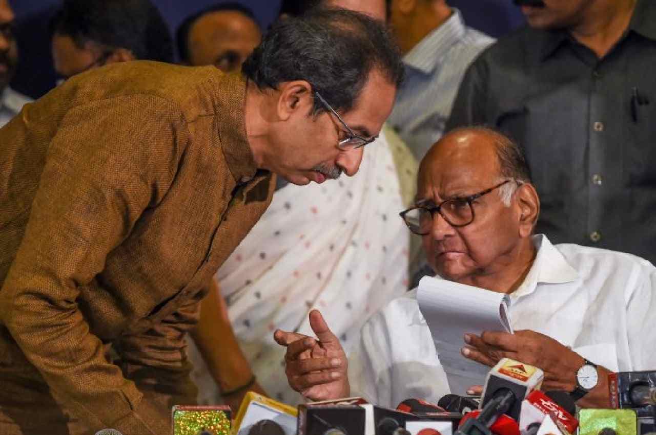 Maharashtra Politics: शिवसेना से हाथ धोने वाले उद्धव ठाकरे को NCP चीफ शरद पवार ने दी ये सलाह