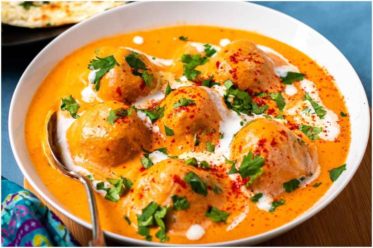 Malai Kofta Recipe: घर पर बनाए मलाई कोफ्ते की शाही सब्जी, ये रही आसान रेसिपी