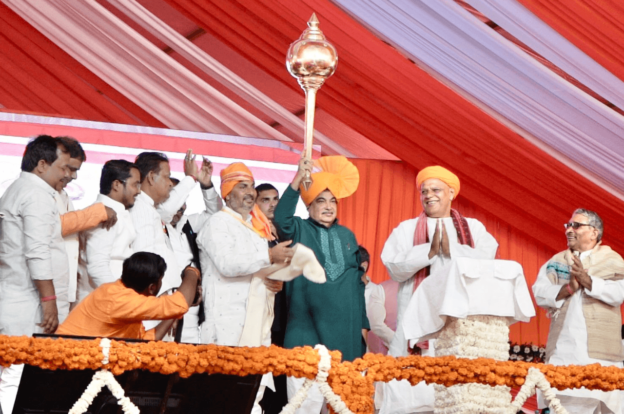 नितिन गडकरी का दावा- 2024 तक यूपी में होंगी अमेरिका जैसी सड़कें, शेयर किया अपना मेगा प्लान