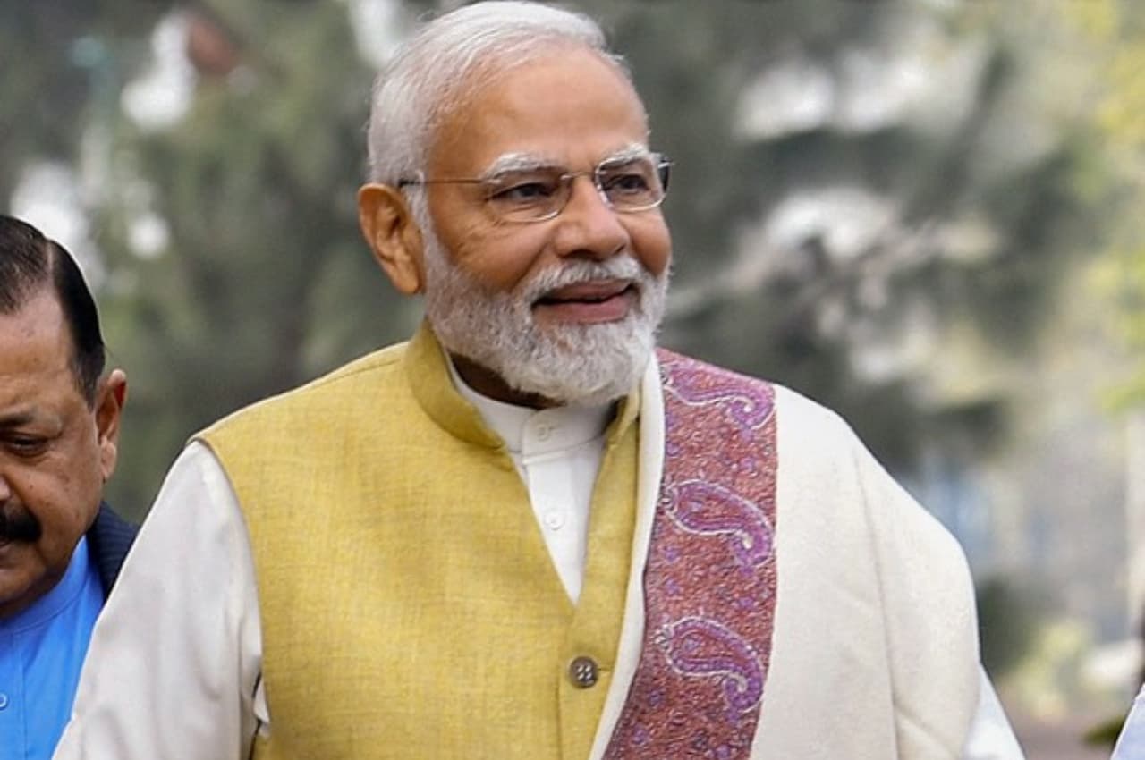 World Most Popular Leader: पीएम मोदी बने दुनिया के सबसे लोकप्रिय नेता, विश्व के इन नेताओं को पछाड़ा; देखें पूरी लिस्ट