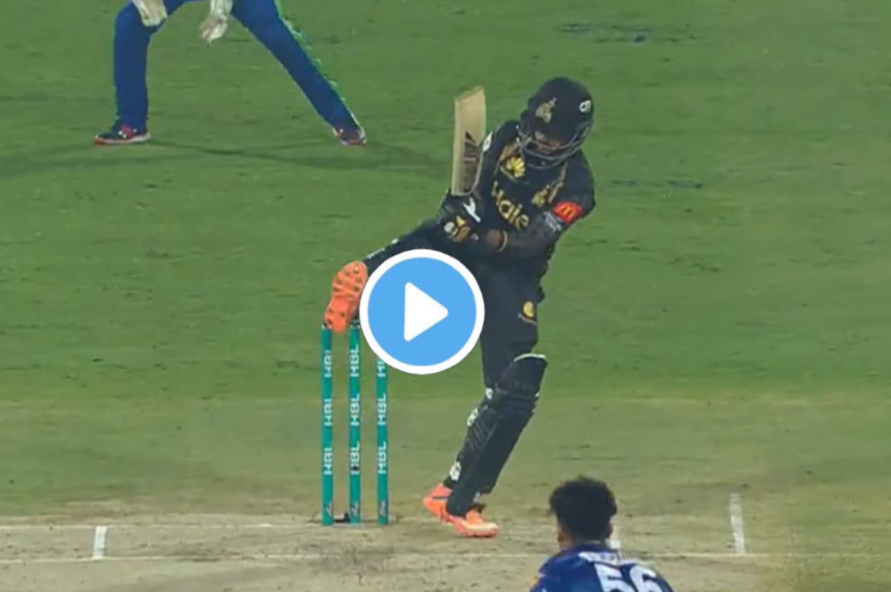 PSL 2023: लगा लो शर्त, कभी नहीं देखा होगा ऐसा कड़क-स्टाइलिश छक्का, देखें वीडियो