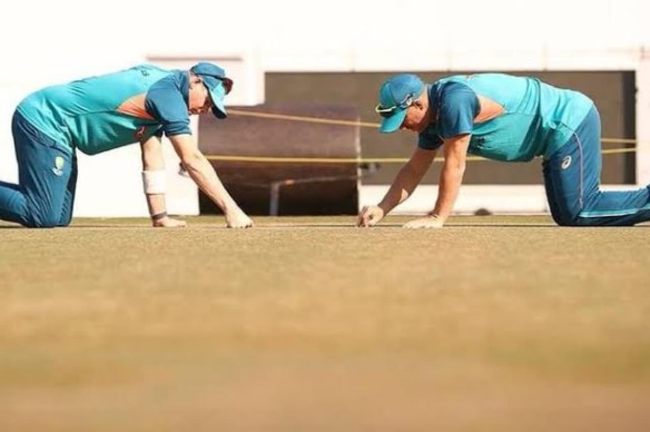 IND vs AUS: बैटिंग लाइनअप में 'क्रैक' ढूंढ़ना भूल गए? 177 पर ढेर हुई ऑस्ट्रेलिया को फैंस ने कर दिया ट्रोल