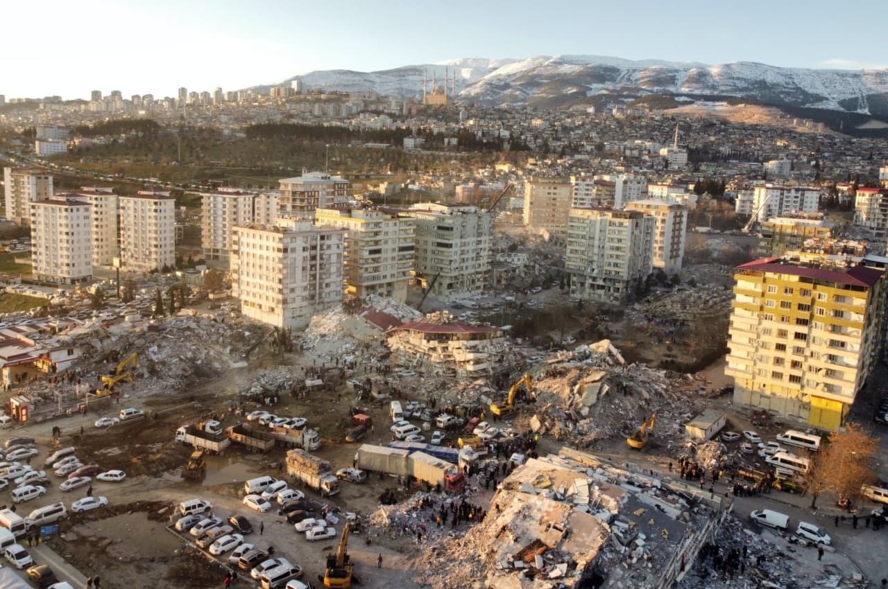Turkey-Syria Earthquake: भूकंप से मरने वालों की संख्या 16,000 पार, स्टेडियम में बने शेल्टर