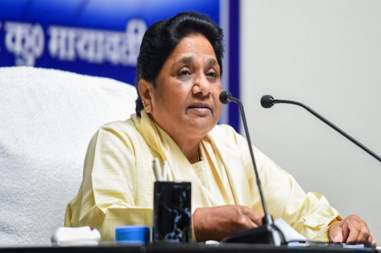 यूपी की सियासी पिच में बड़ा फेरबदल! इस पार्टी ने बढ़ाई मायावती की 'टेंशन'