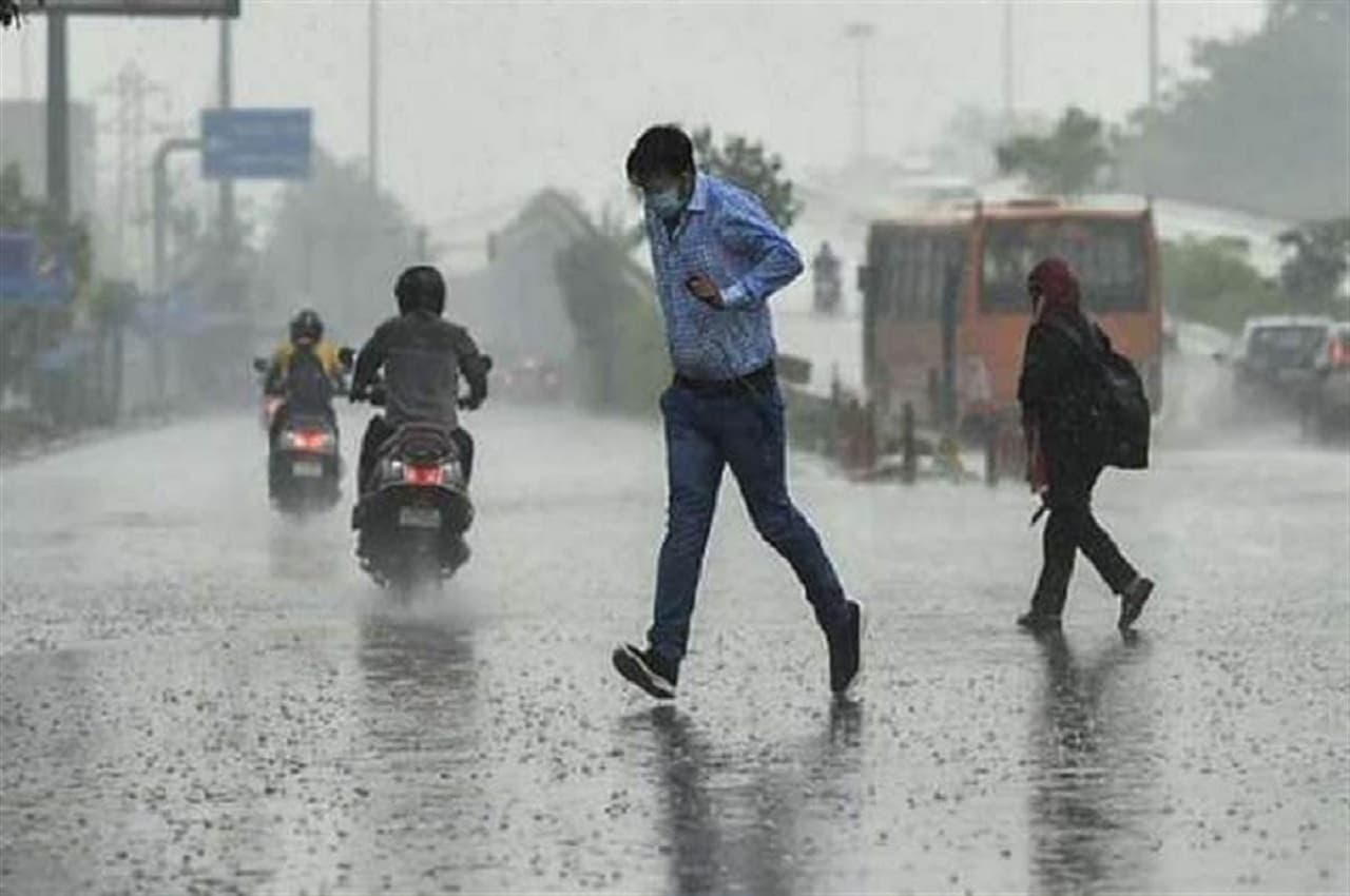 Weather Update: पश्चिमी विक्षोभ बिगाड़ने वाला है मौसम! इन राज्यों में 19 तारीख तक होगी भारी बारिश, IMD का अलर्ट जारी