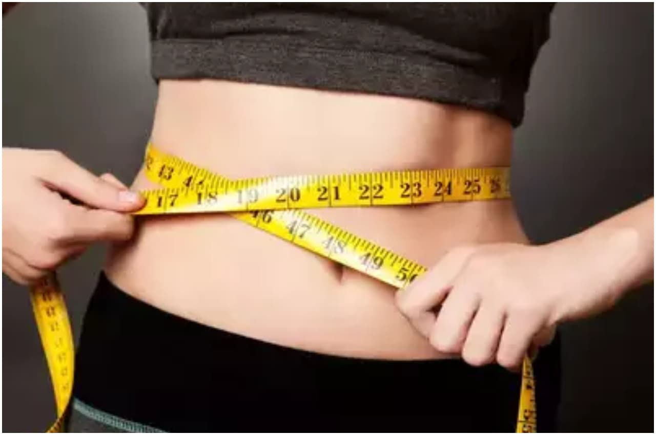 Weight Loss Tips: मोटापे को कम करने के लिए लाइफस्टाइल में करें ये बदलाव, तेजी से घटेगा वजन