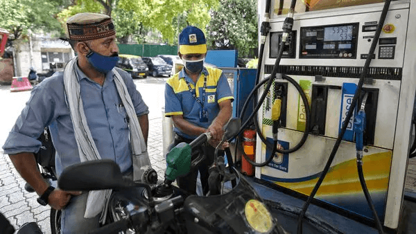Petrol Diesel Price 7 March 2023 : होलिका दहन पेट्रोल-डीजल पर राहत, जानें आज का रेट
