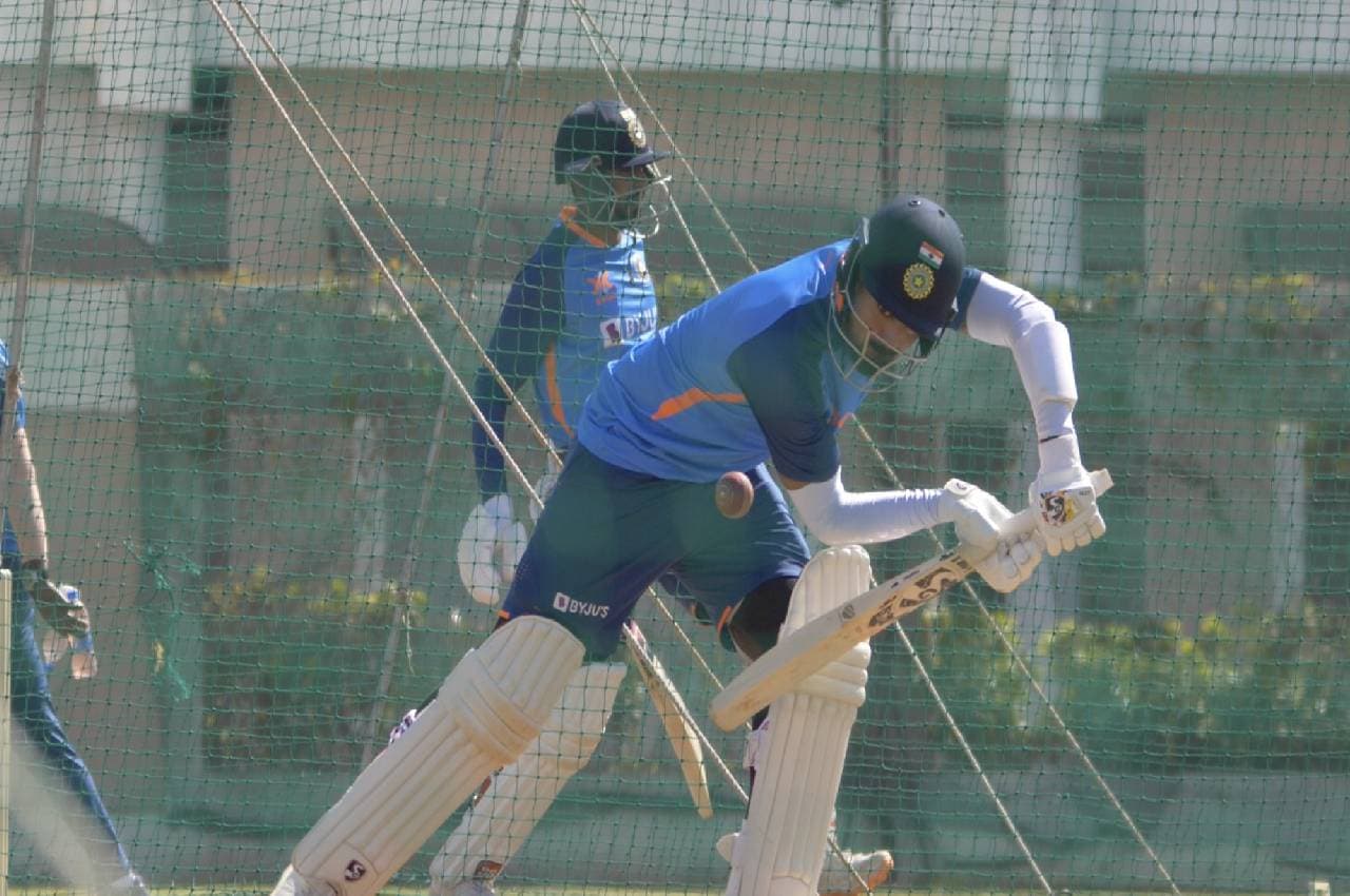 IND vs AUS: BCCI का बड़ा फैसला, टीम इंडिया के साथ जुड़े ये 4 बॉलर