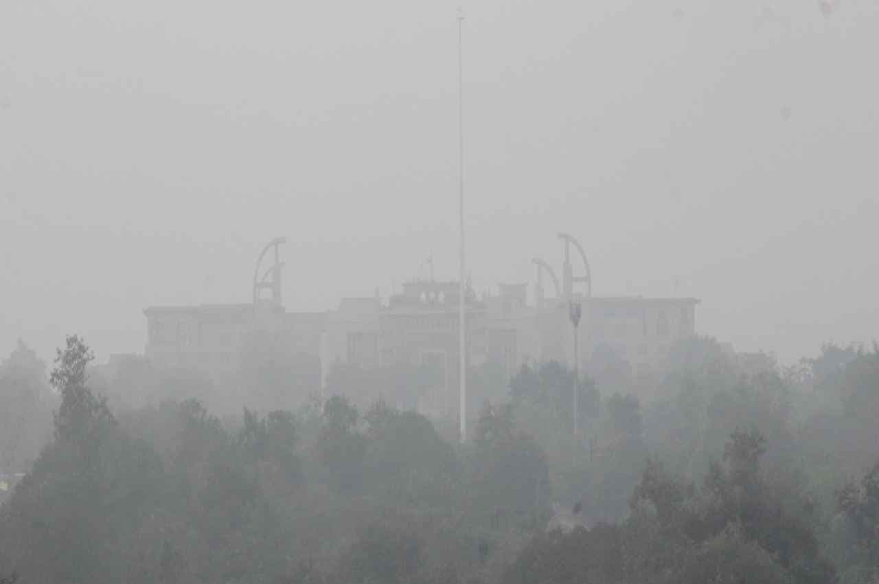 MP Weather: मध्य प्रदेश में बदला हवा का रुख, छाए रहेंगे बादल हल्की बारिश के आसार