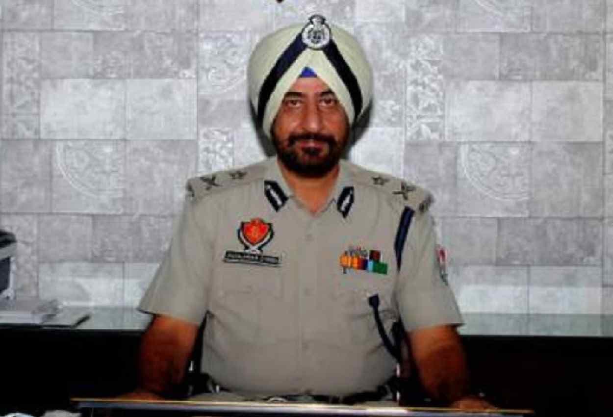 Ajnala Case: अजनाला मामले में बड़ी कार्रवाई, अमृतसर के पुलिस कमिश्नर जसकरन समेत 18 अधिकारियों का ट्रांसफर