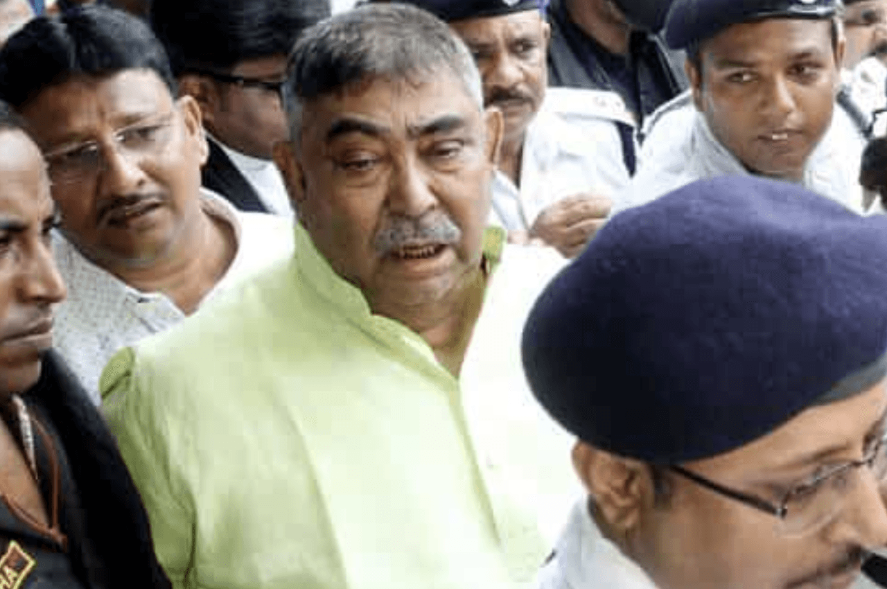 गौतस्करी मामले में तृणमूल नेता अनुब्रोतो की जमानत कोलकाता HC से खारिज, ED को मिली दिल्ली ले जाने की मंजूरी