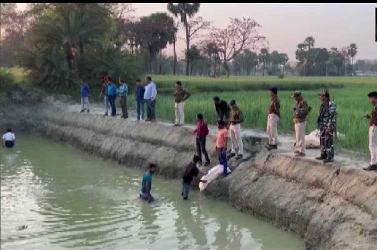 Bihar Liquor Hidden: वैशाली में तलाब से मछली की जगह निकलने लगी शराब की बोतलें, जानें पूरा मामला