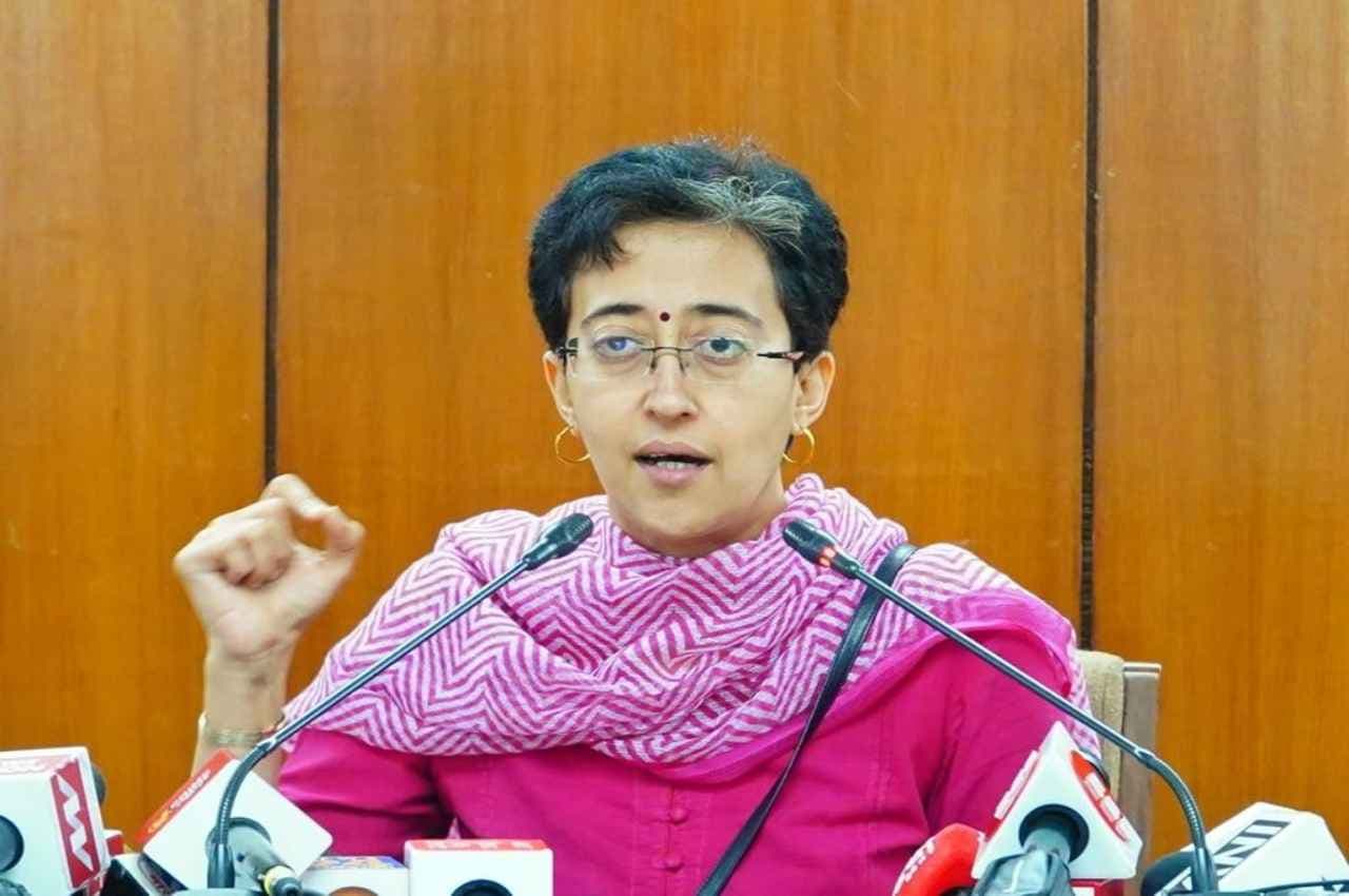 Delhi News: दिल्ली की बिजली मंत्री का बड़ा बयान, इलेक्ट्रिक रेगुलेटरी कमीशन का होगा ऑडिट, डिस्काॅम को दी जिम्मेदारी