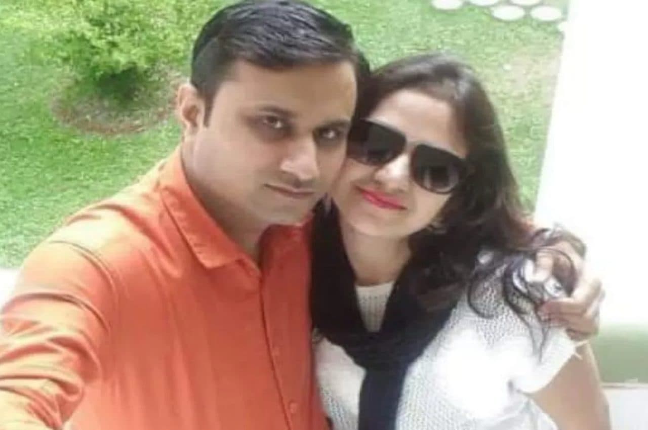Ghaziabad: होली खेलने के बाद नहाने गए पति-पत्नी, फिर बाथरूम में मिली दोनों लाश, जानें क्या हुआ?