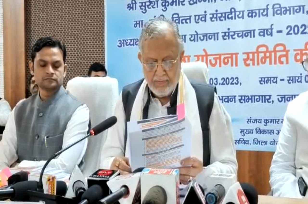 Gorakhpur News: 'पूरी दुनिया में सराही जा रही है यूपी की जीरो टॉलरेंस और जीरो करप्शन की कार्यप्रणाली'- सुरेश खन्‍ना