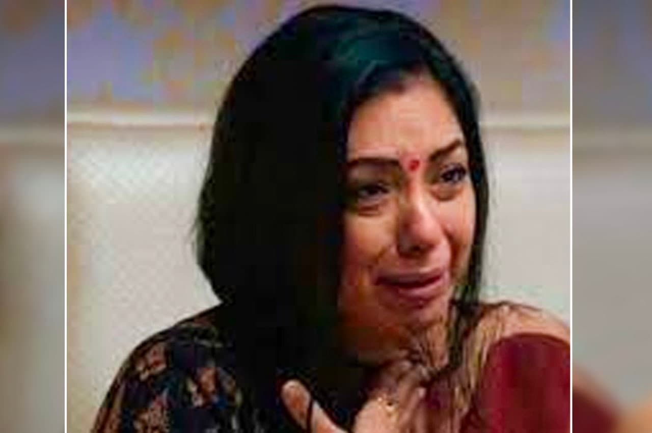 Anupama spoiler alert: 'अनुपमा' पर टूटा दुखों का पहाड़, रो-रोकर बुरा हाल, जानें क्या हुआ?