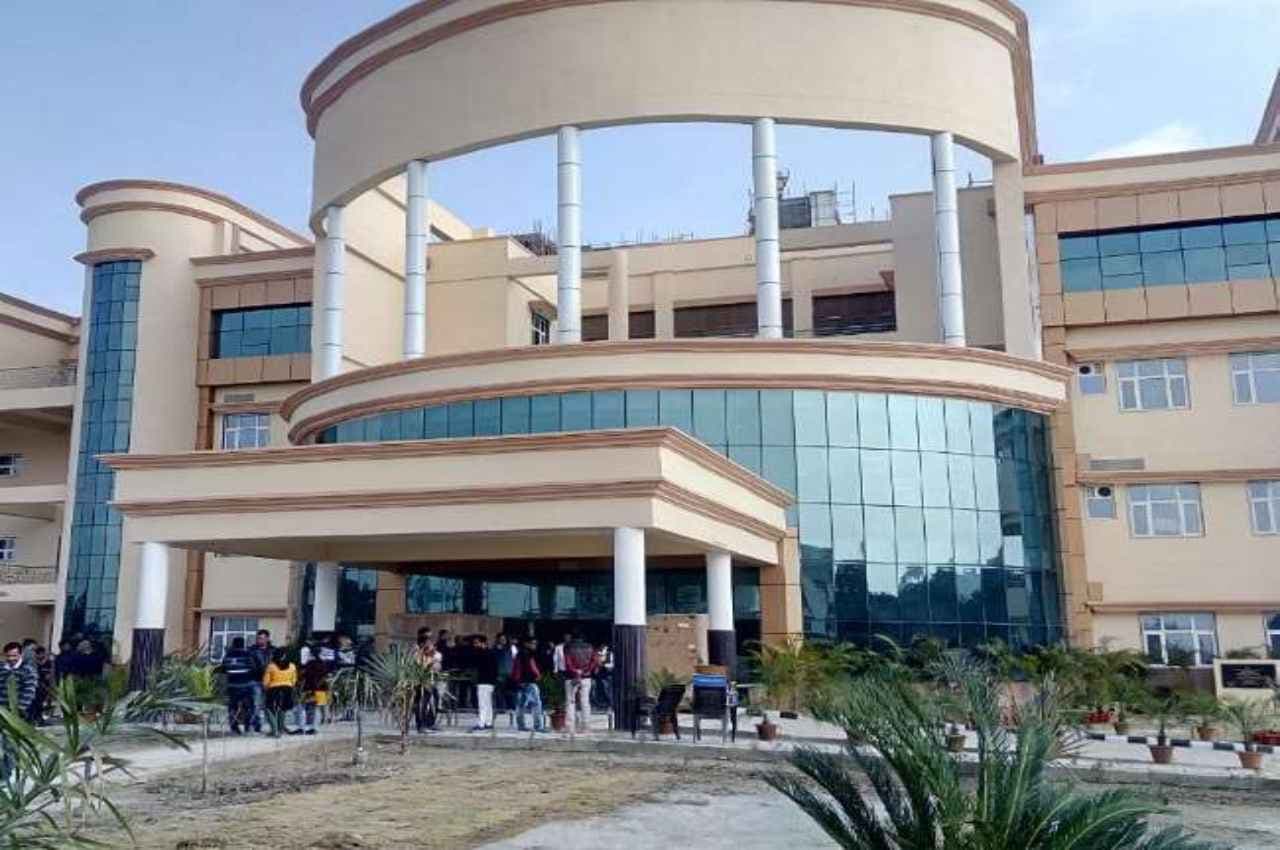 Lucknow News: केंद्र ने जारी की देश के टाॅप 10 अस्पतालों की लिस्ट, सूची में यूपी के इतने अस्पताल शामिल