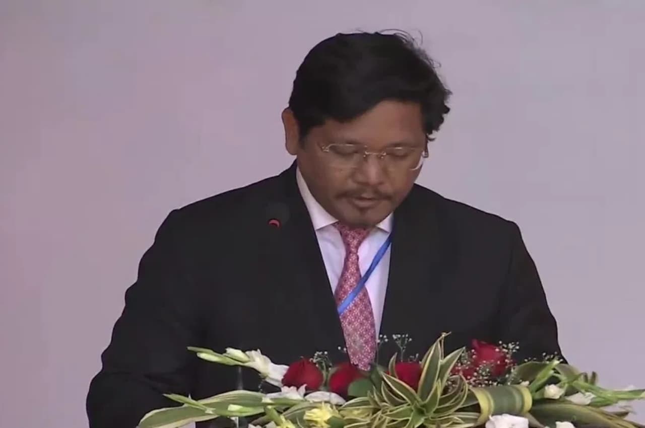 Meghalaya: कॉनराड संगमा दूसरी बार मेघालय के CM की बने, पीएम मोदी मंच रहे मौजूद