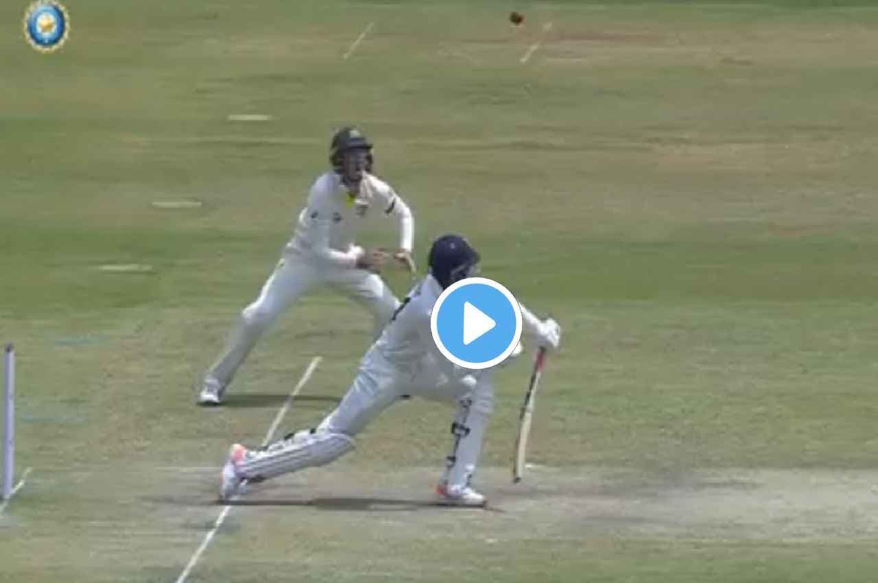 IND vs AUS: लायन की गेंद टप्पा पड़ते घूमी, बल्ले को चूमी और भरत खा गए गच्चा, देखें video