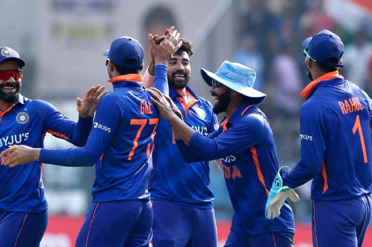 IND vs AUS: आखिरी वनडे में इस खतरनाक खिलाड़ी की एंट्री कराएंगे रोहित? कटेगा सूर्या का पत्ता! देखें संभावित प्लेइंग 11