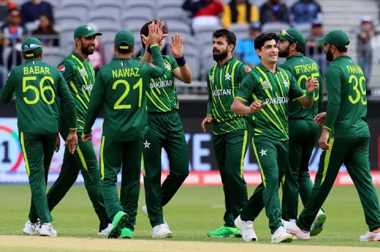 PAK vs AFG: पाकिस्तान टीम में एक साथ 4 खिलाड़ियों का डेब्यू, एक से बढ़कर एक धाकड़