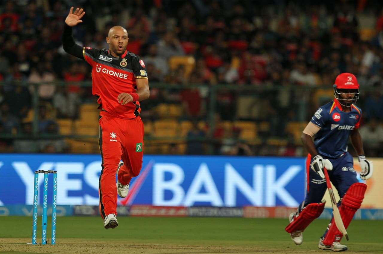PSL 2023: इस्लामाद यूनाइटेड को बड़ा झटका, तूफानी गेंदबाज चोट के कारण बाहर